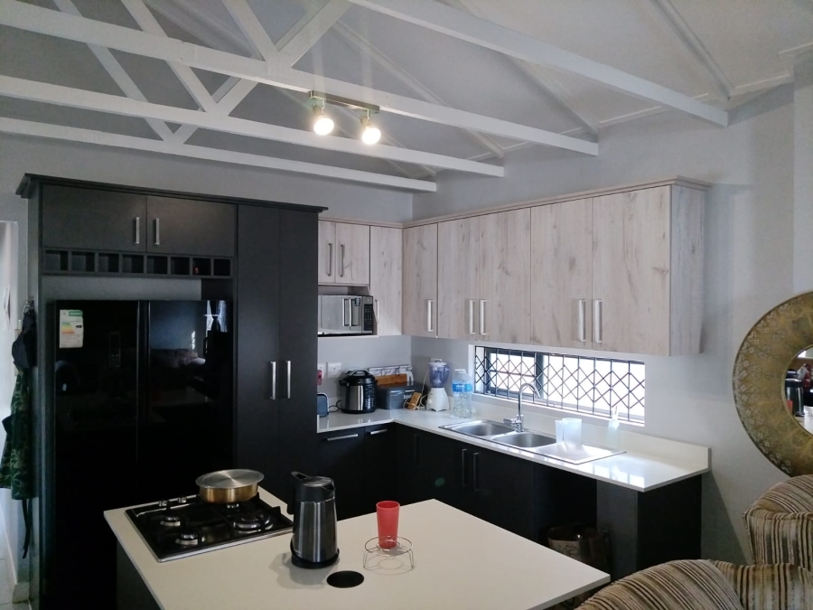 3 Bedroom Property for Sale in Fairview Eastern Cape